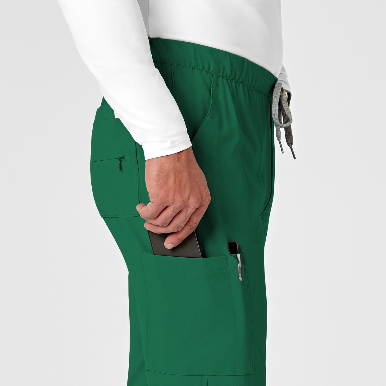 mens scrub jogger pant - hunter green pocket detail