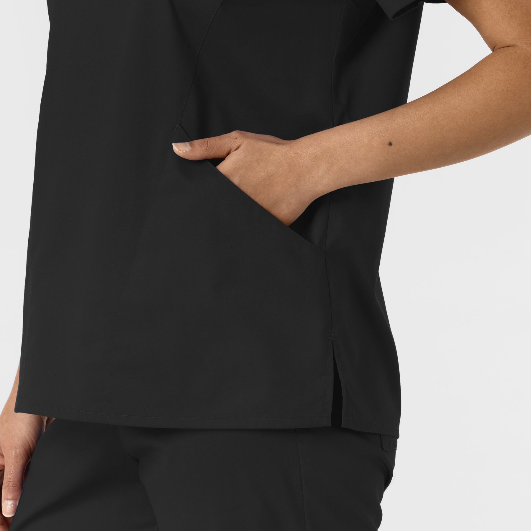 WORK Women's Curved V-Neck Scrub Top Black hemline detail
