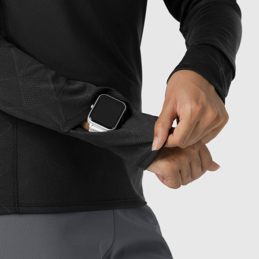 Layers Women's Engineered Underscrub Tee Black front detail