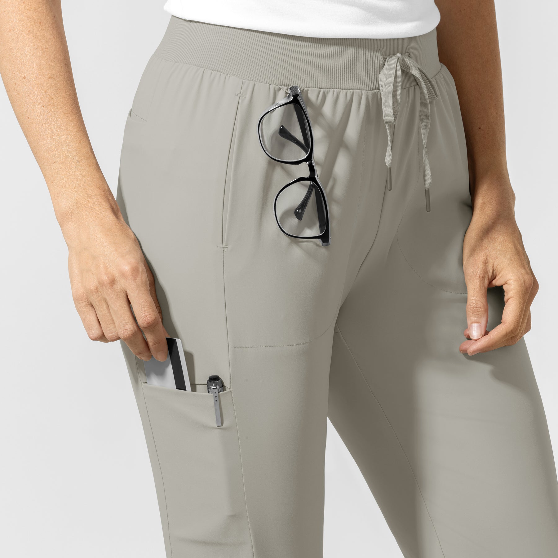 AURA Women's Grace Bootcut Scrub Pant - Cool Gray