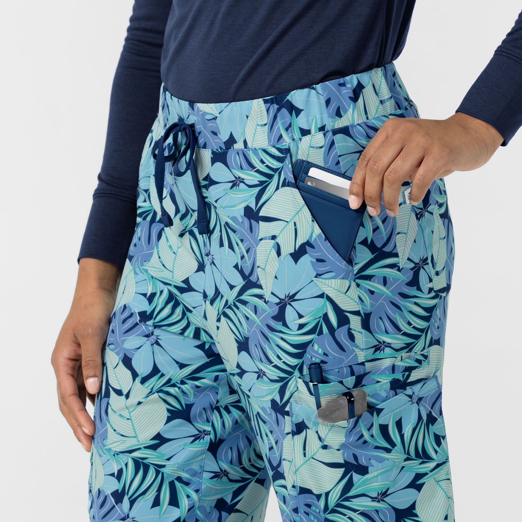 Women Printed Double Cargo Scrub Pant - Breezy Palms side pocket