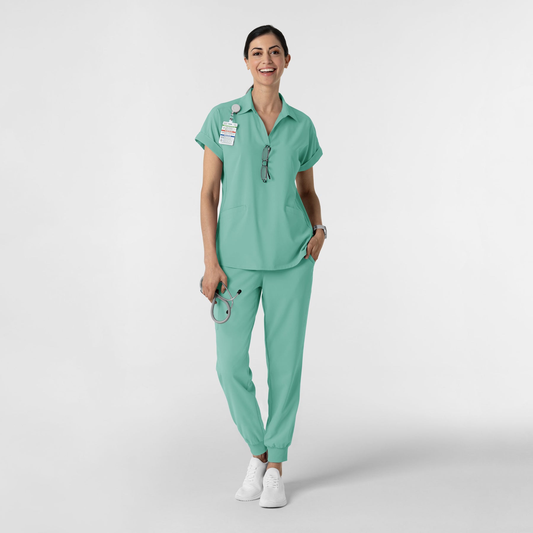 RENEW Women's Jogger Scrub Pant - Turquoise scrub set