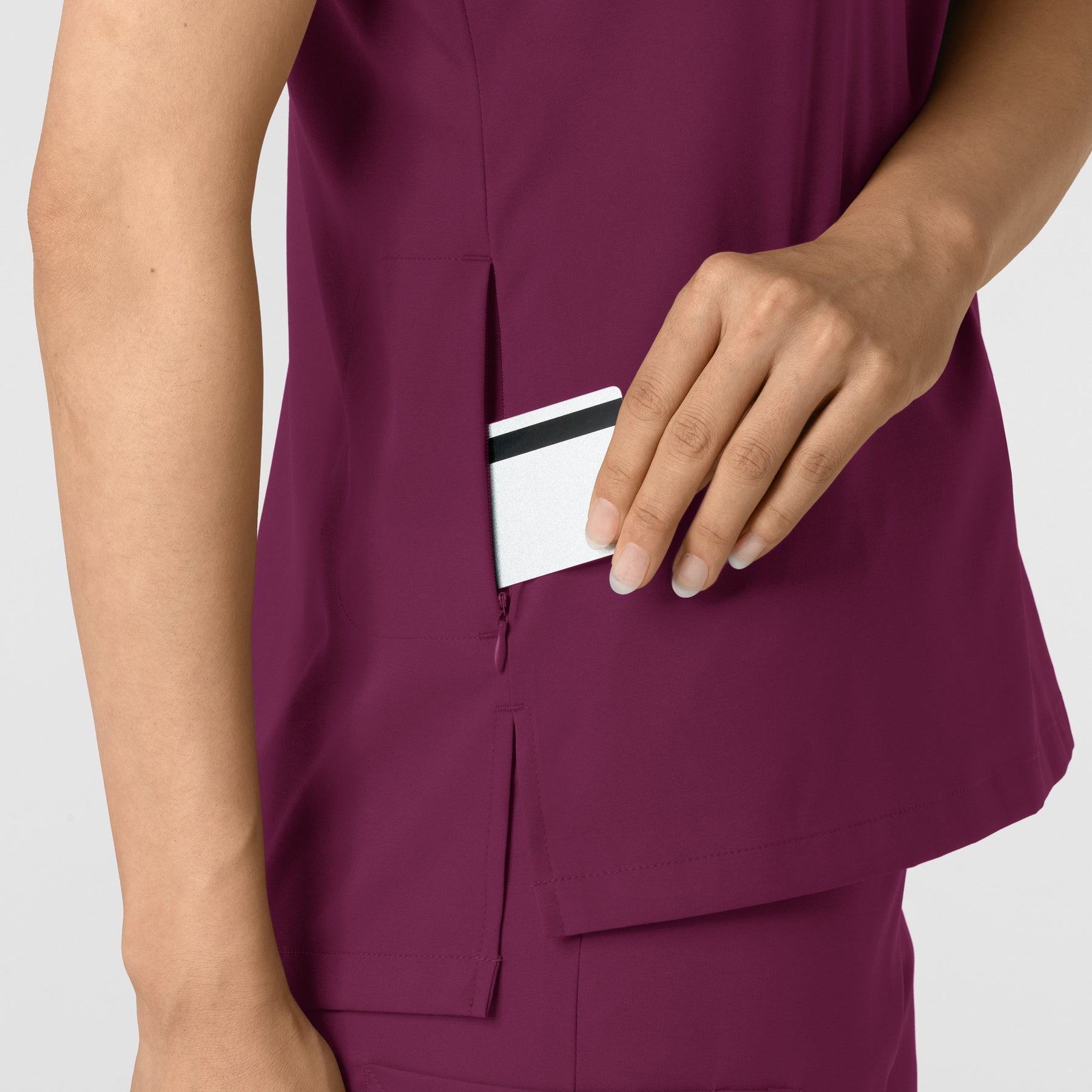 Boundless Women's Tuck-In Scrub Top - Wine card pocket