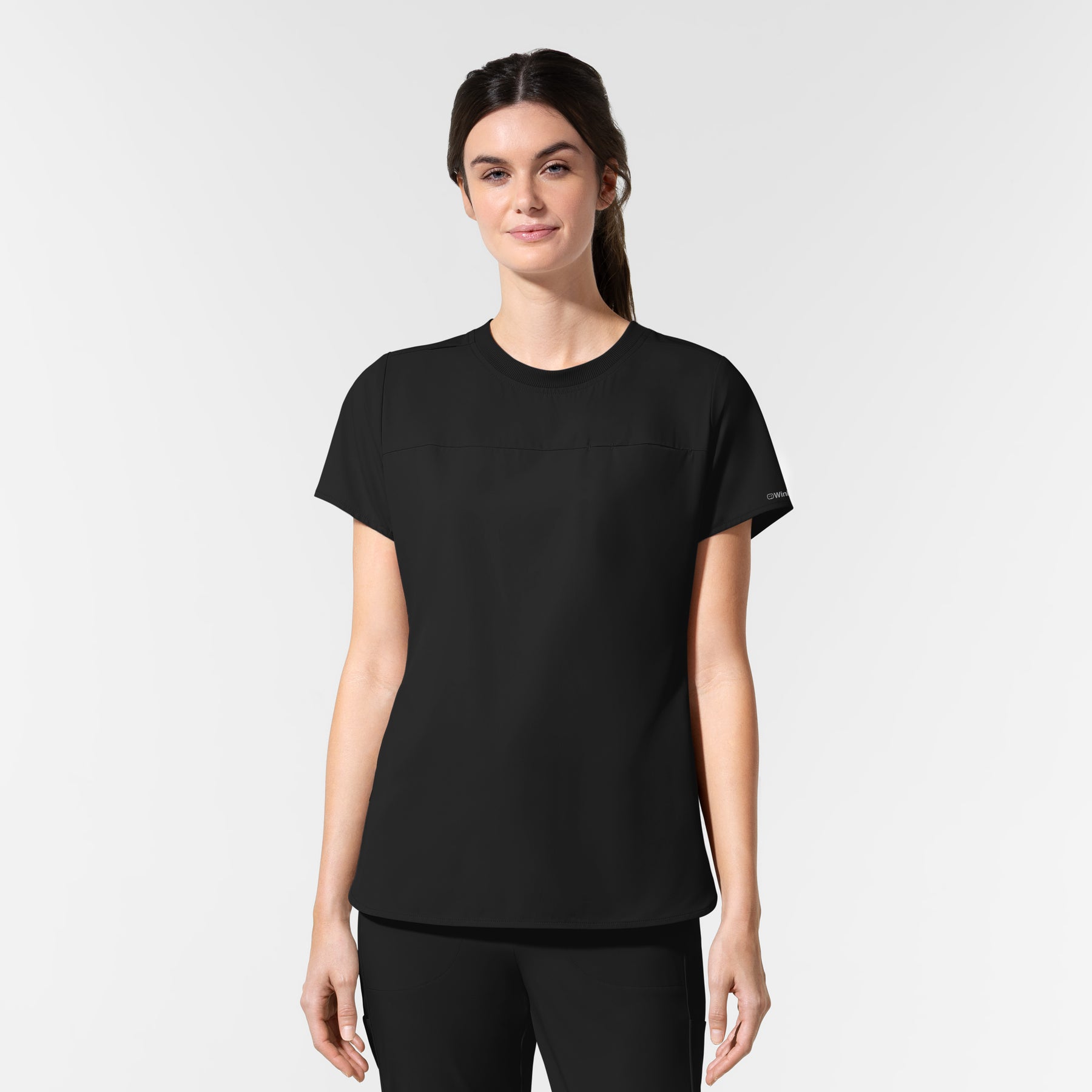 AURA Women's Captivate Crew Neck Tuck-in Scrub Top Black