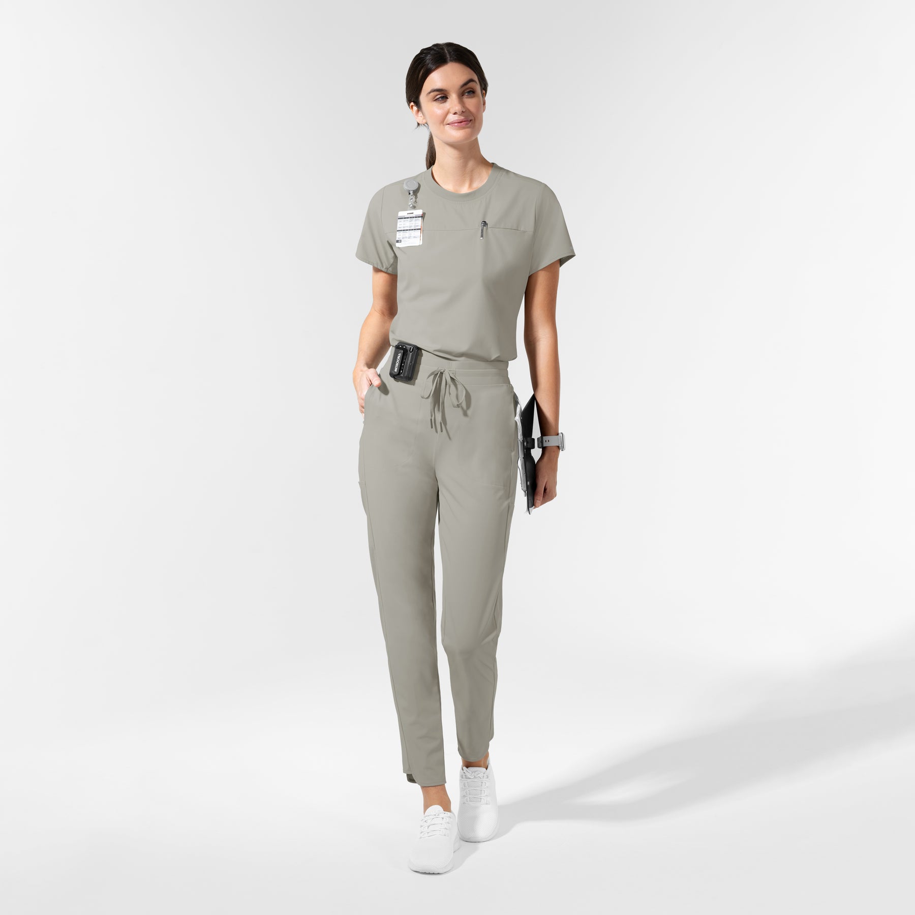 AURA Women's Glide Tapered Scrub Pant - Cool Gray