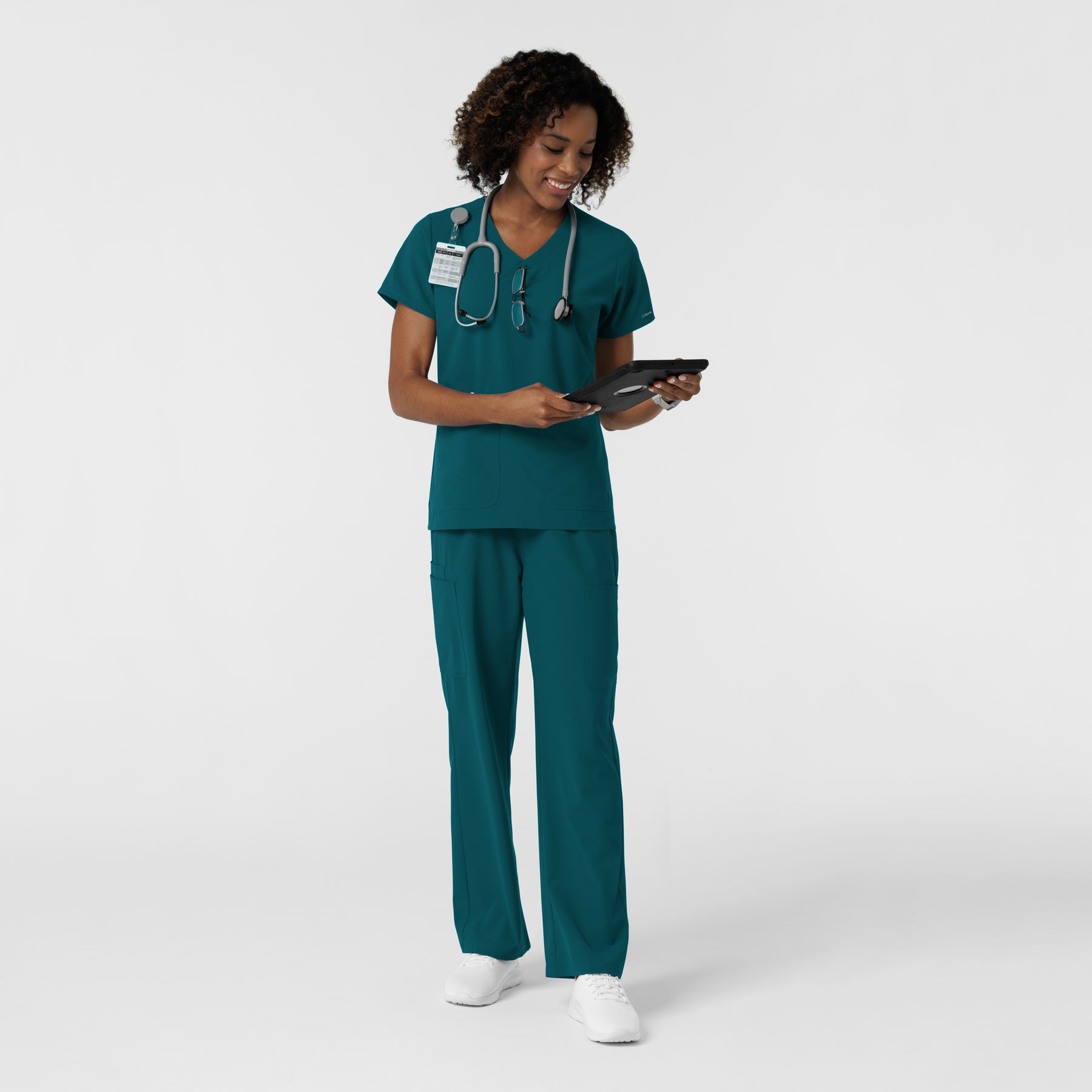 NURTUR Women's V-Neck Scrub Top - Caribbean scrub set