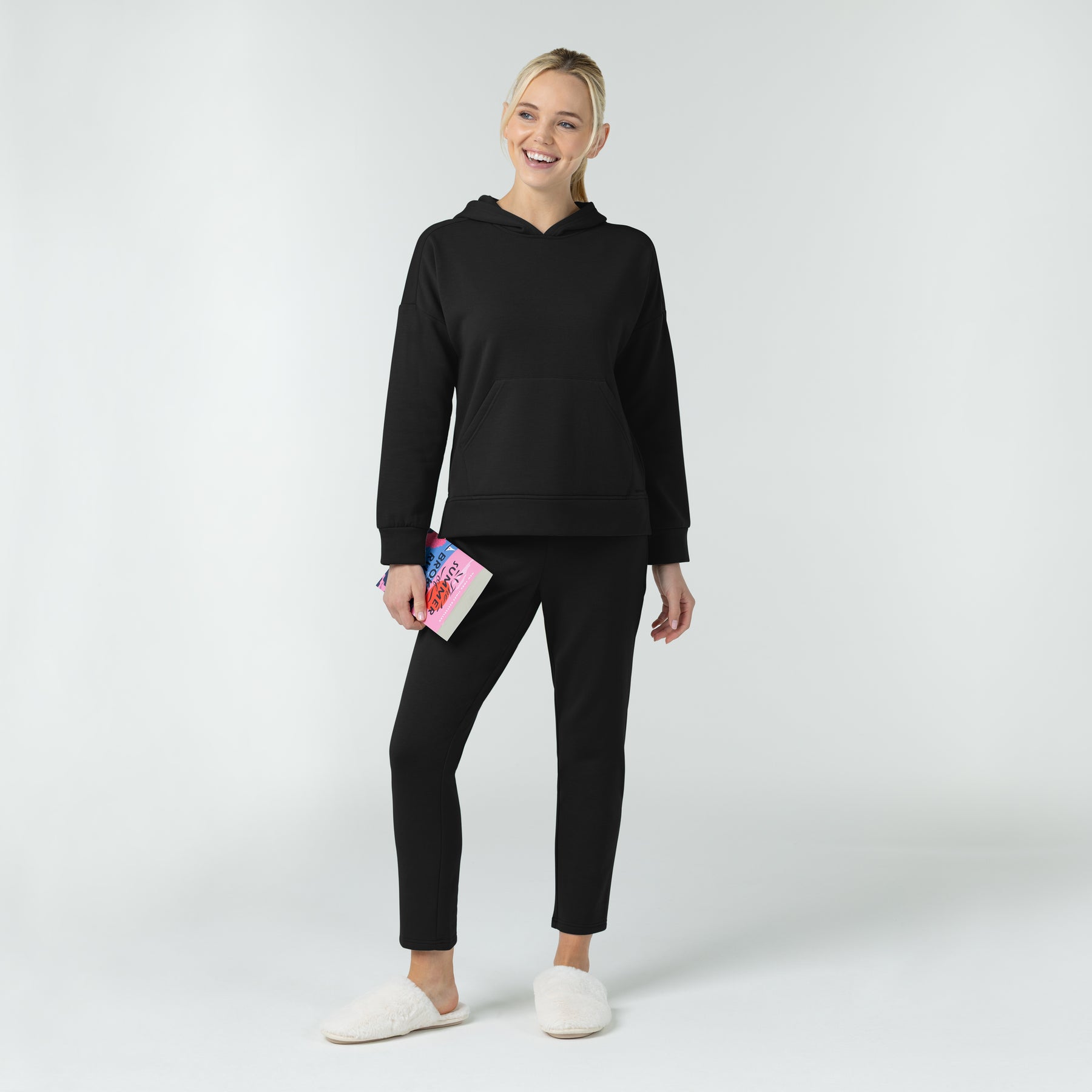 Unwind & Lounge Women's Hoodie Black lounge set