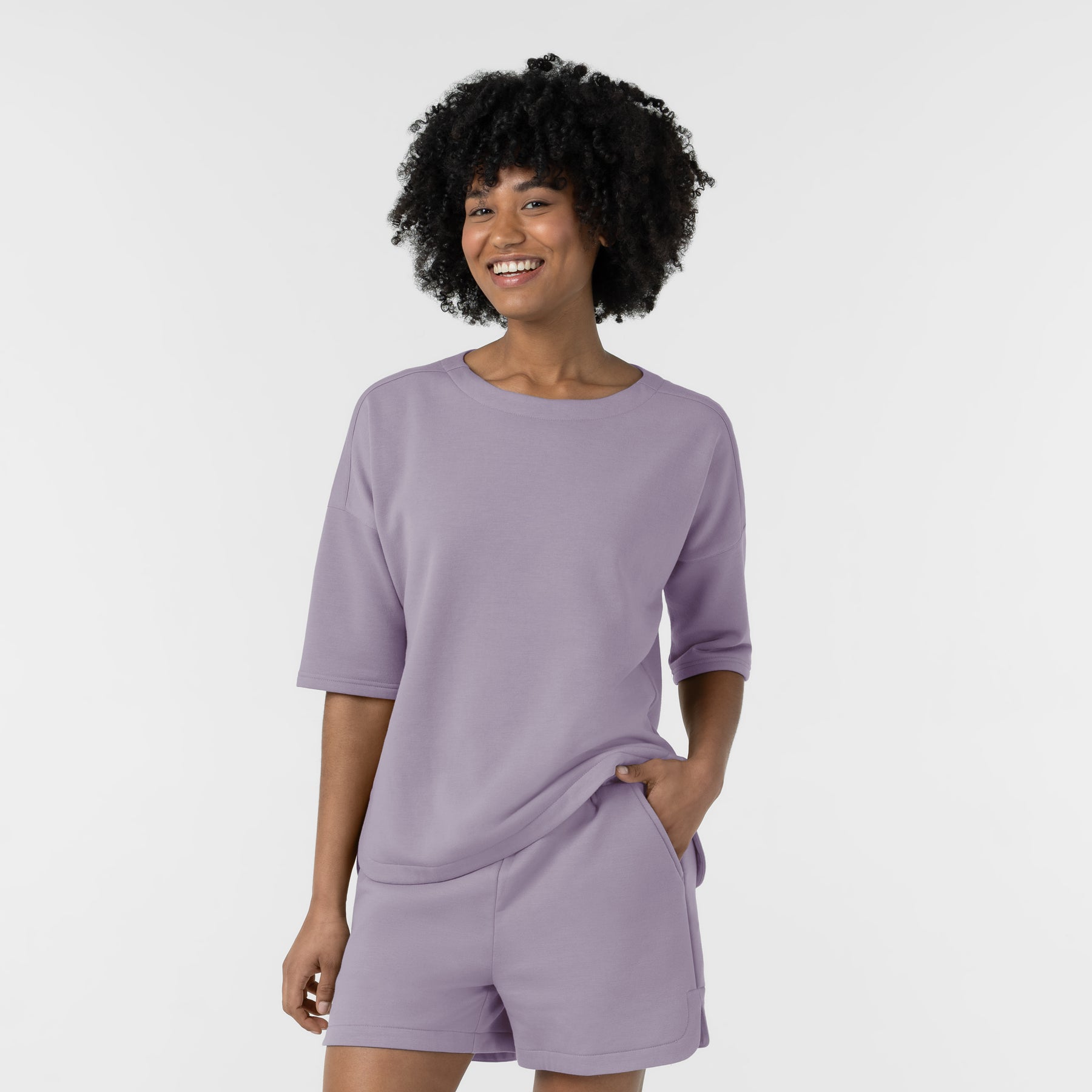 Unwind & Lounge Women's Relaxed Pullover Wisteria