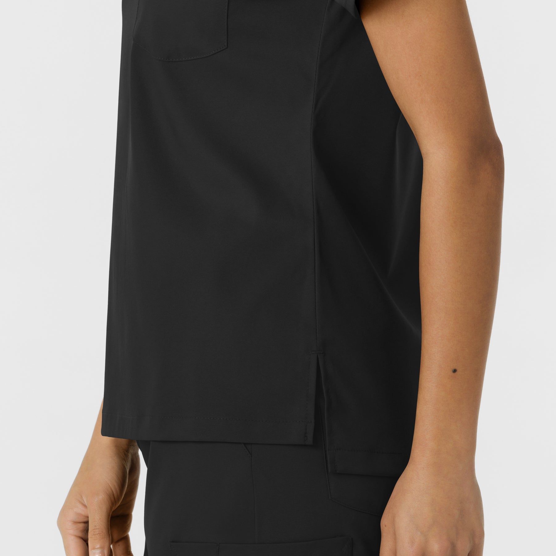 Boundless Women's Classic Tee Black back detail