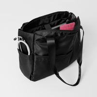 Women's tote bag with zipper