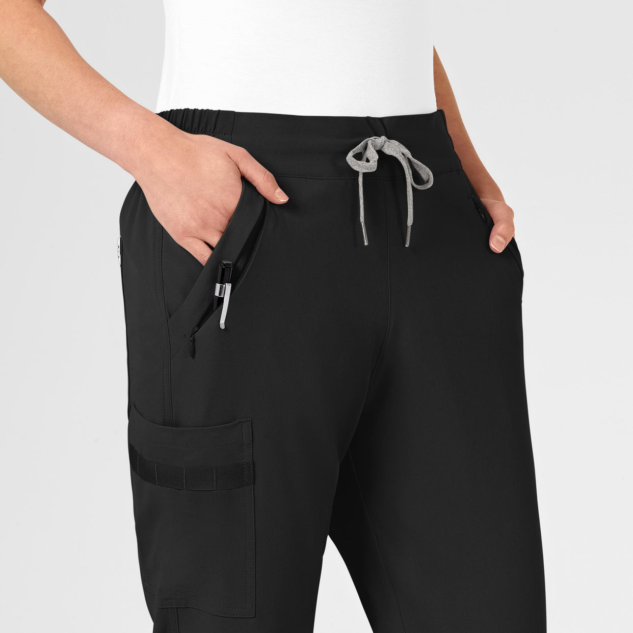 WonderWink RENEW Women's Jogger Scrub Pant - Black pocket detail